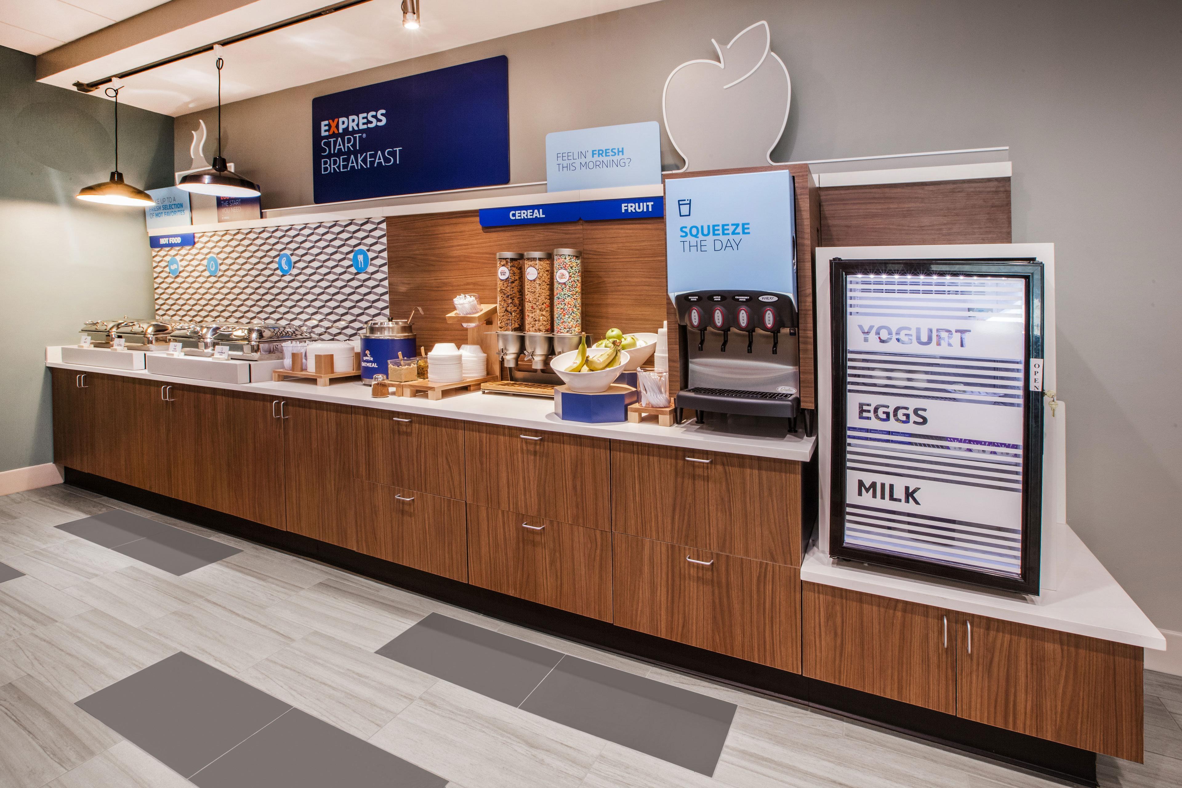 Holiday Inn Express Lawrence By Ihg Екстер'єр фото